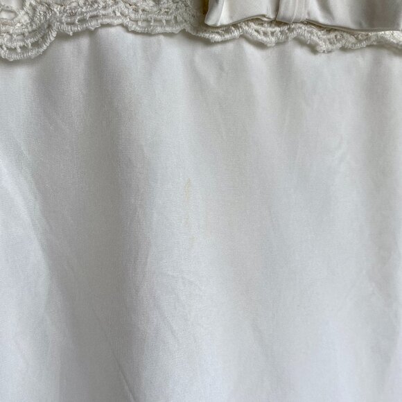 Vintage 1950s Wedding Dress and Removable Train - Picture 10 of 16